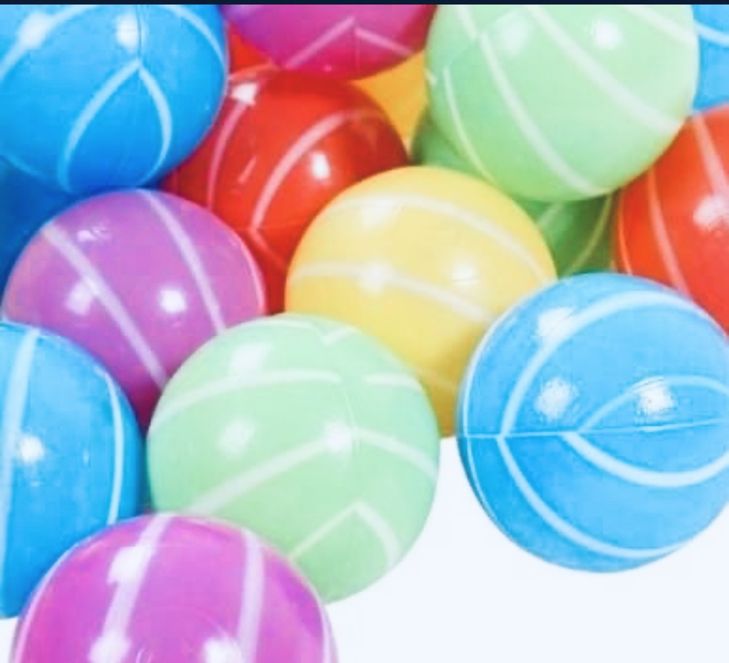 PELOTA PLASTICA PEQUEÑA DOC